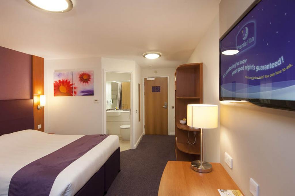 Premier Inn Glasgow City Centre South Экстерьер фото