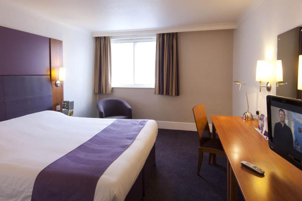 Premier Inn Glasgow City Centre South Экстерьер фото