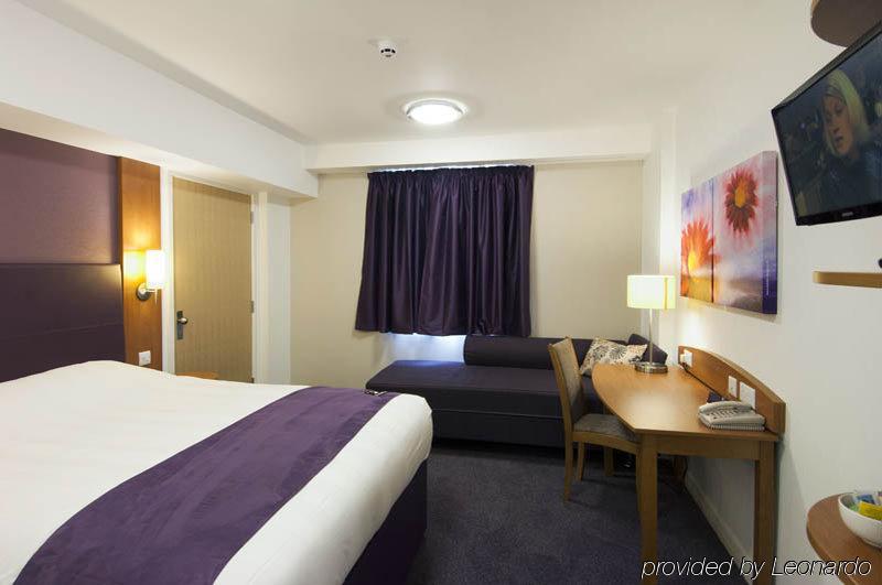 Premier Inn Glasgow City Centre South Экстерьер фото