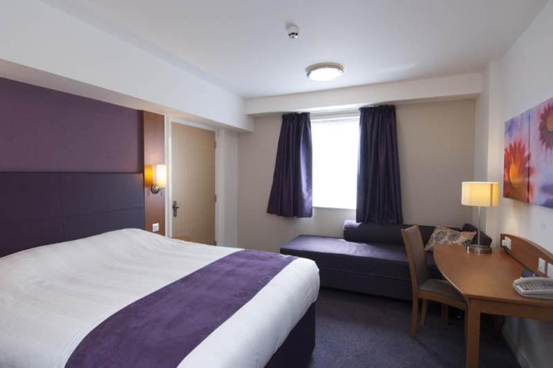 Premier Inn Glasgow City Centre South Экстерьер фото